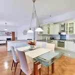 Family-friendly With Swimming Pool - 16336 Apartman *