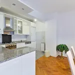Family-friendly With Swimming Pool - 16336 Apartament