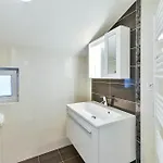 Family-friendly With Swimming Pool - 16336 Apartament