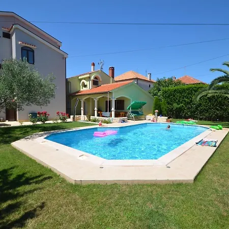 Family-friendly With Swimming Pool - 16336 Lägenhet Zadar