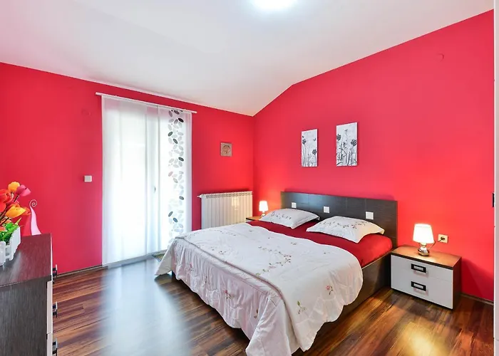 Family-friendly With Swimming Pool - 16336 Apartamento