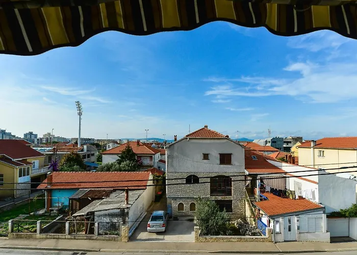 Family-friendly With Swimming Pool - 16336 * Zadar